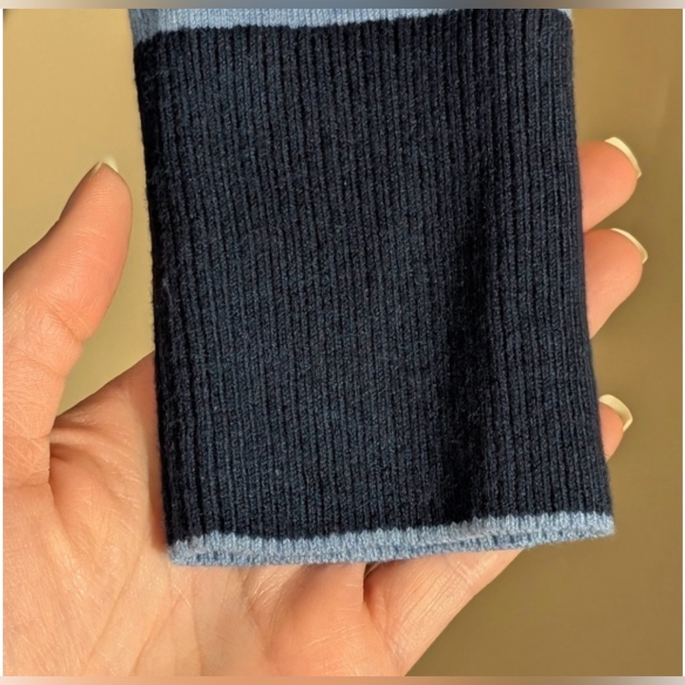 J. McLaughlin Poet Sweater In Stripe, Size:Small, Color: Blue - Picture 7 of 9